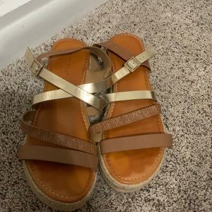 Wedge sandals size 9